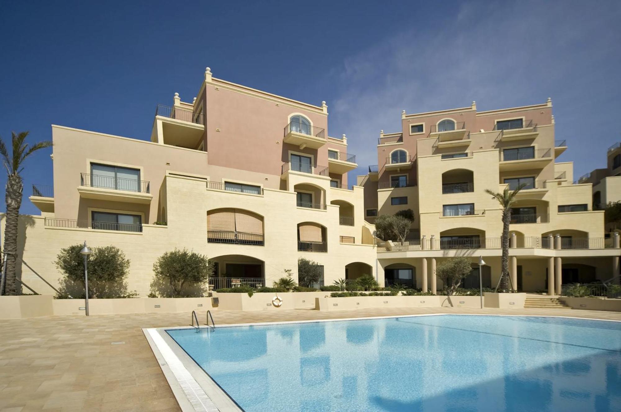 Luxury Seaview & Pool-Hosted By Sweetstay 멜리에하 외부 사진